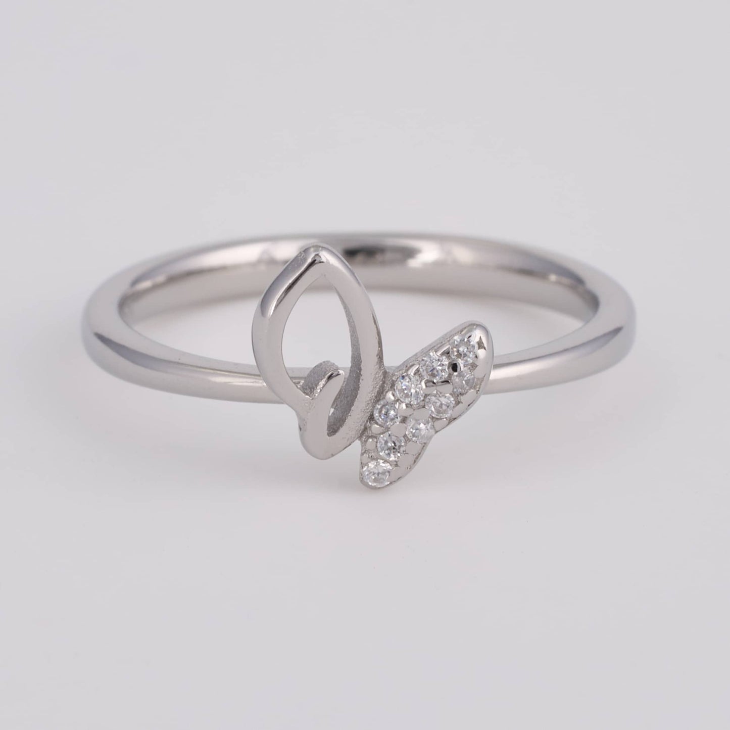 925 Silver ring with diamond for her