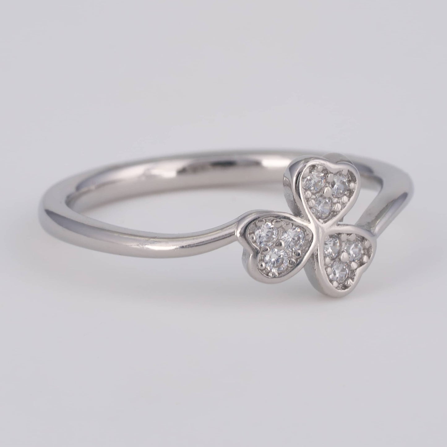 925 Silver Diamond ring with heart shape